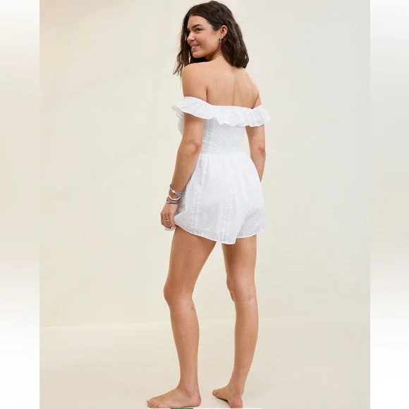 Aerie Off The Shoulder Romper White Ruffled size Medium - Picture 2 of 8
